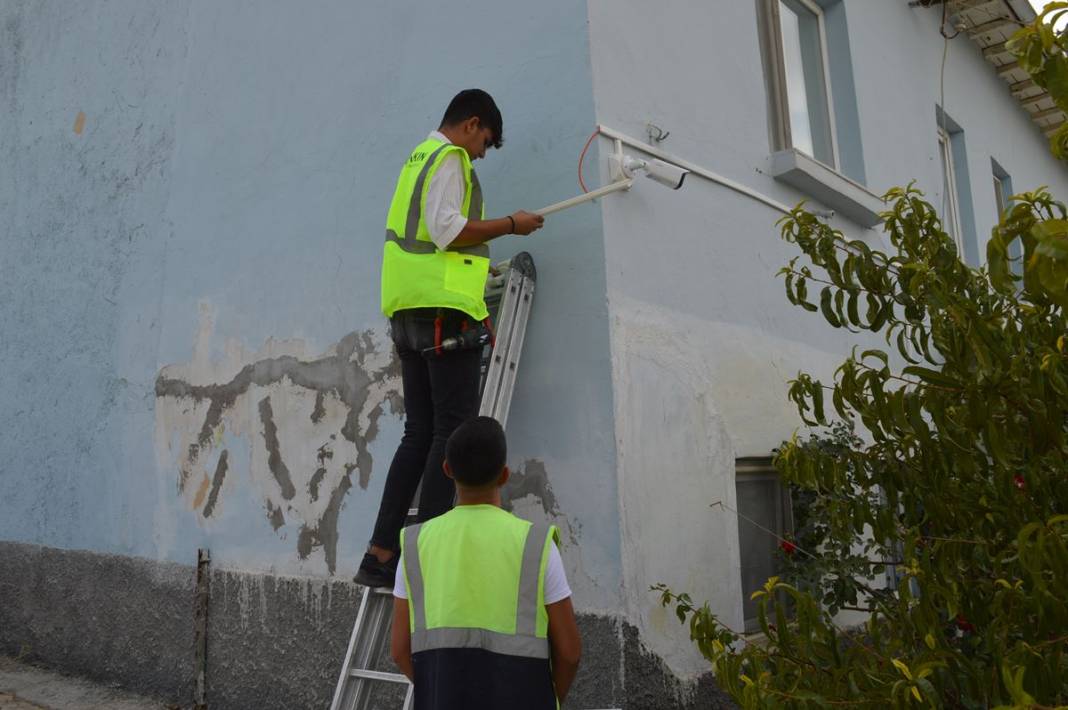 Kadın muhtarların köylerine kameralı koruma 8